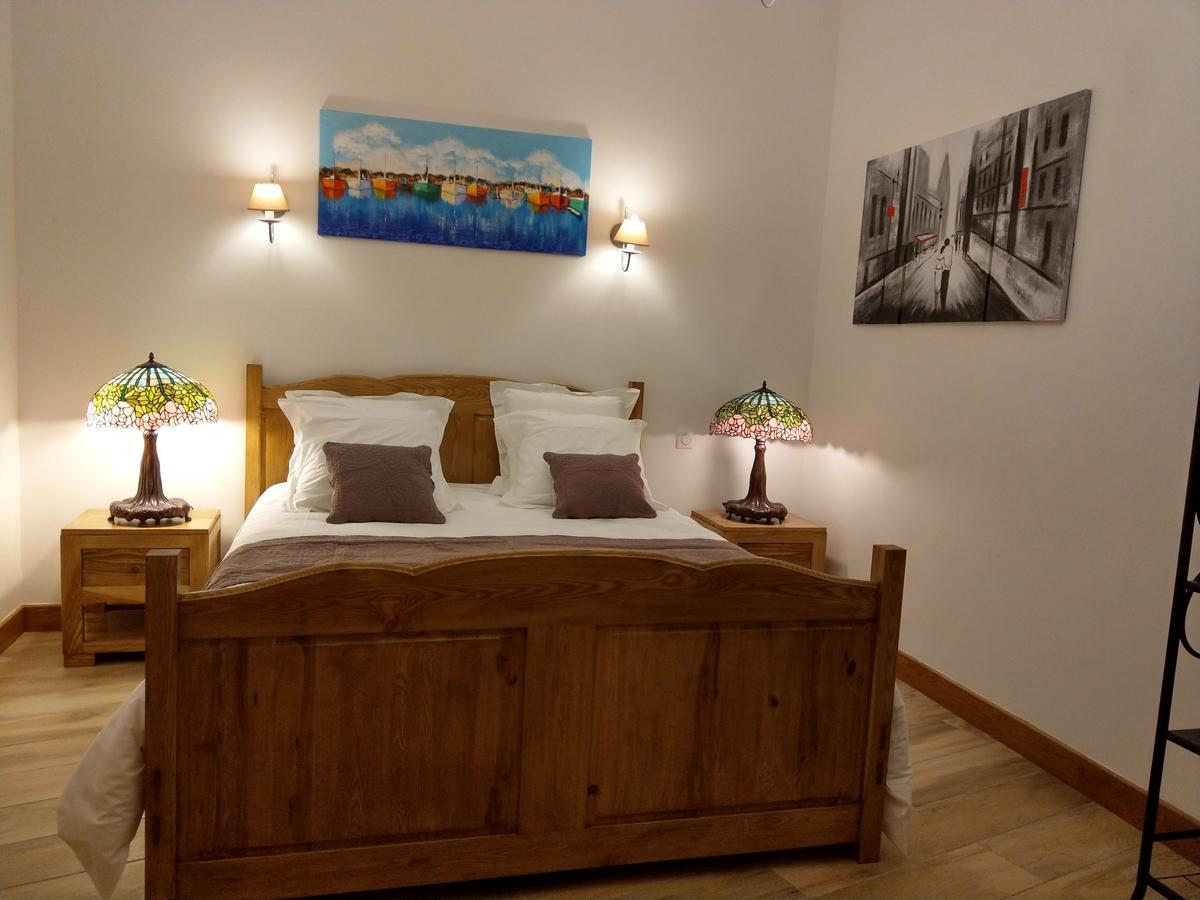 Les Chambres D'Hotes De La Frissonnette Auzelles المظهر الخارجي الصورة